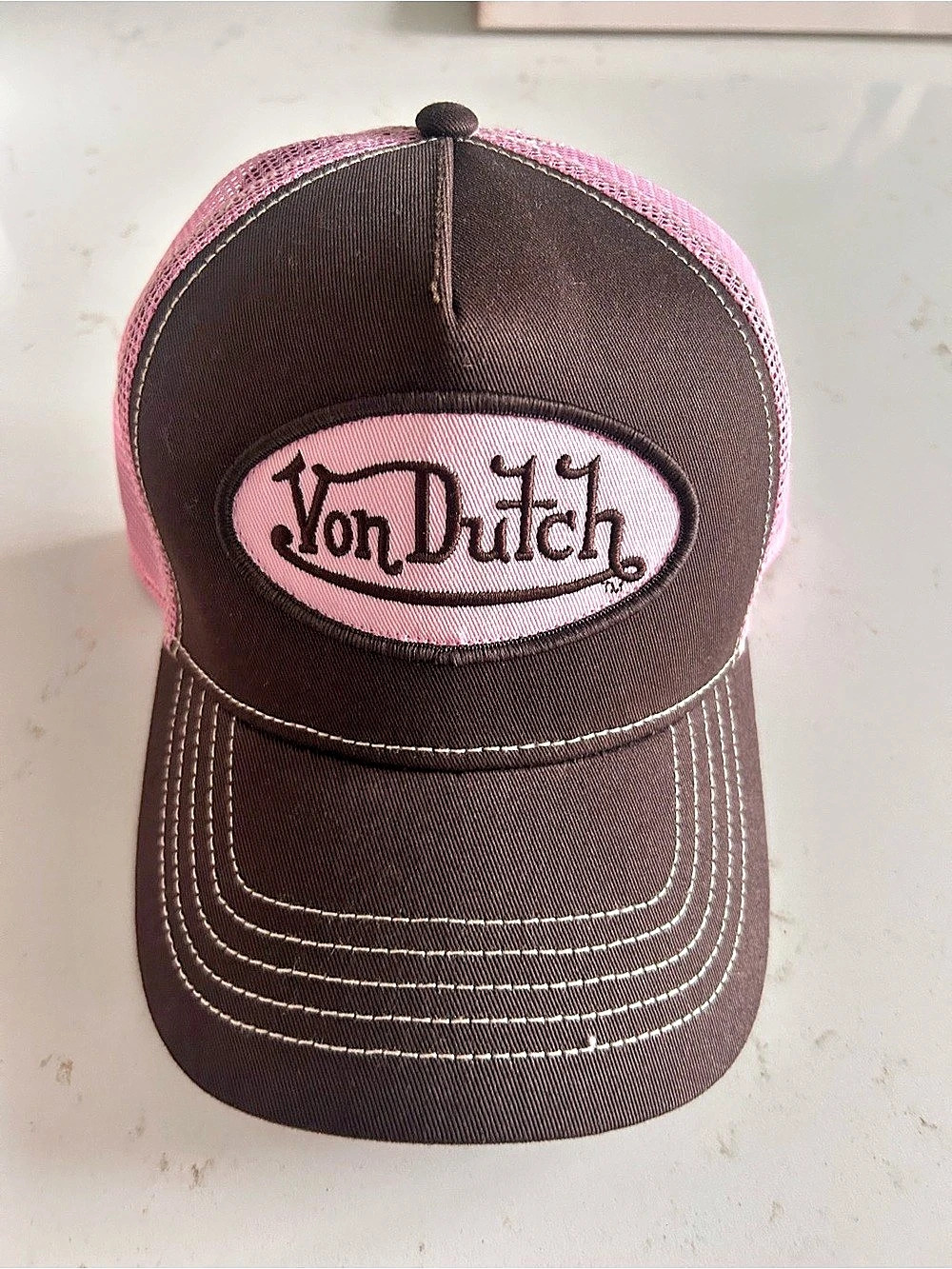 Von Dutch Classic Trucker Hat Brown & Pink Trucker Hat in Brown & Pink